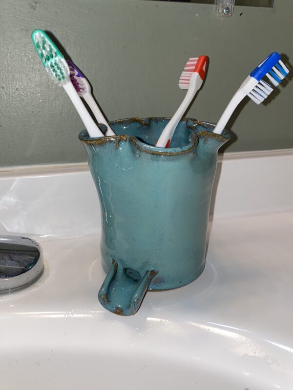 Teal Electric Toothbrush Holder